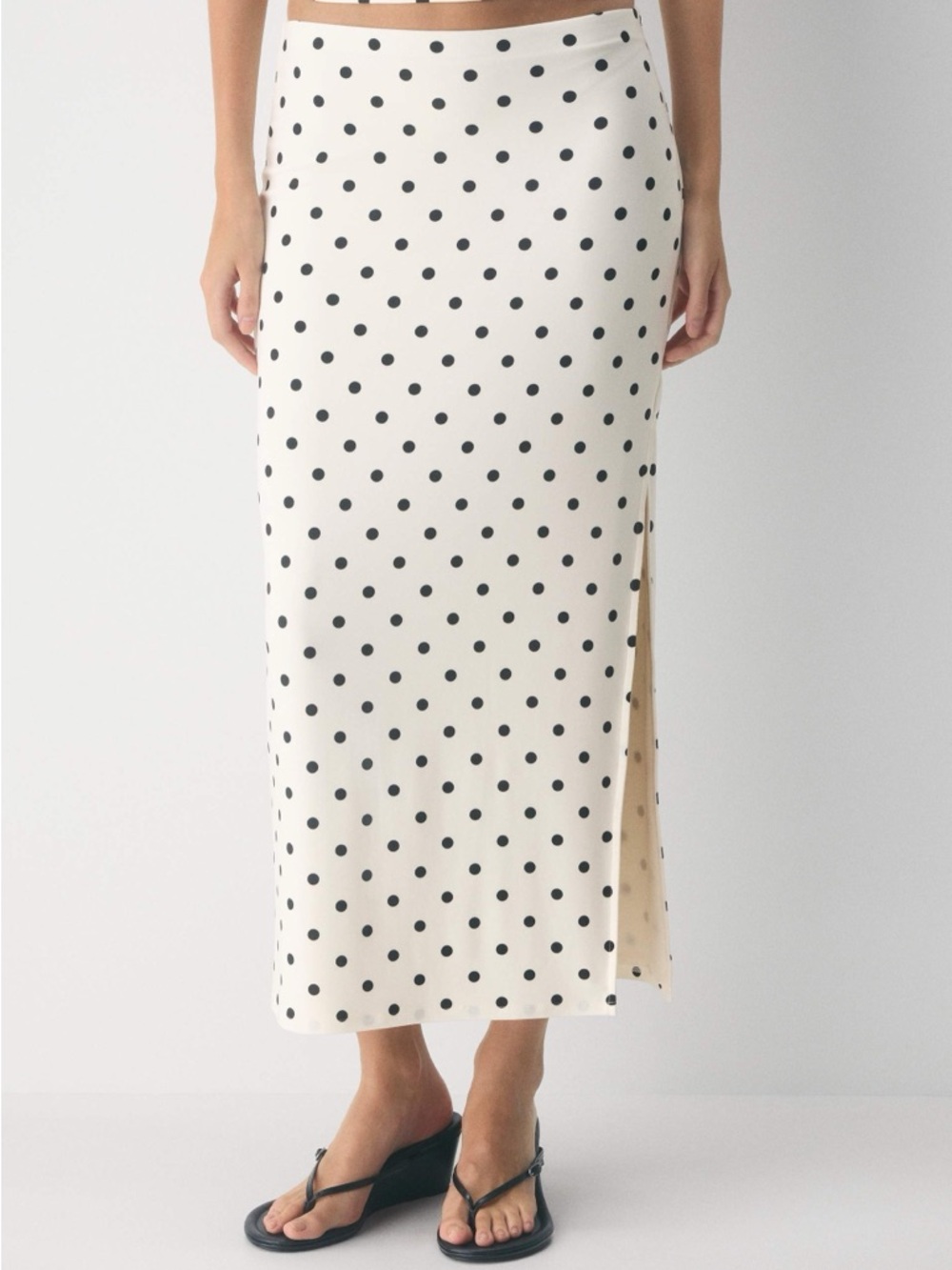 aritzia wilfred smooth matter superscript polka dot skirt 2xs